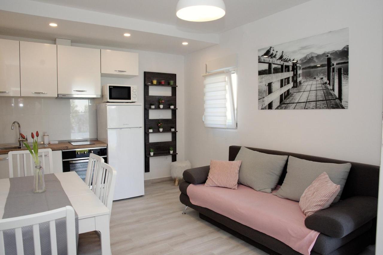 Apartments By The Sea Kozino, Zadar - 5803 외부 사진
