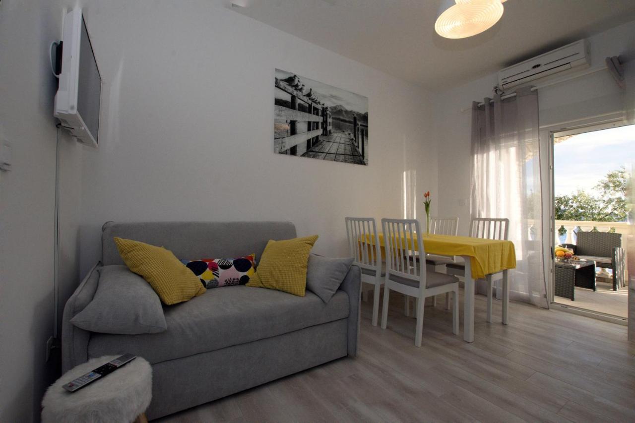 Apartments By The Sea Kozino, Zadar - 5803 외부 사진