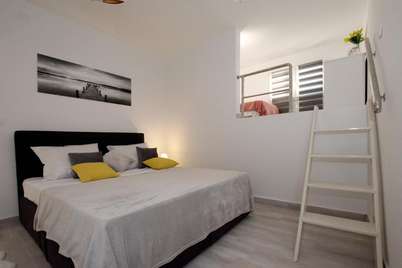 Apartments By The Sea Kozino, Zadar - 5803 외부 사진